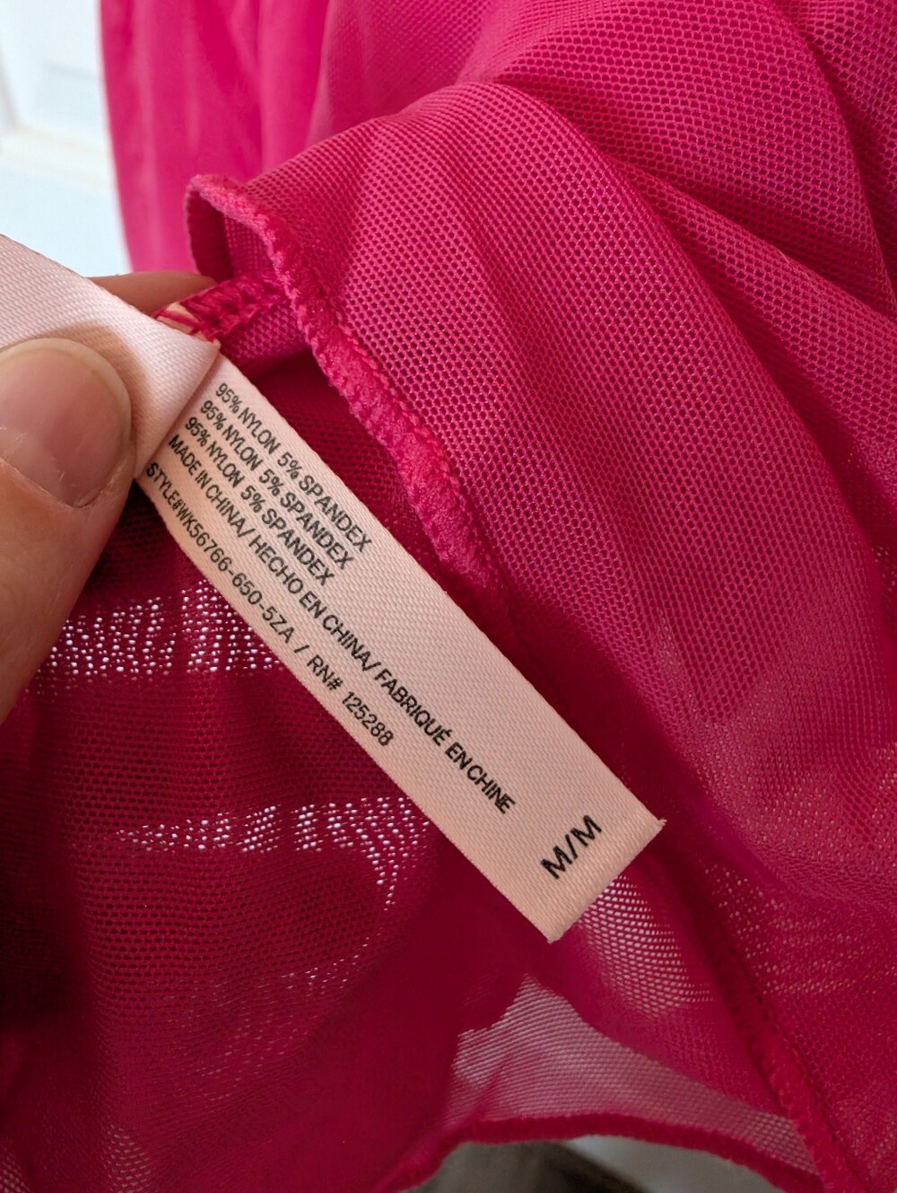 NWOT Paris Hilton Babydoll 2 Piece Lace Lip Set Medium Hot Pink - Picture 4 of 5